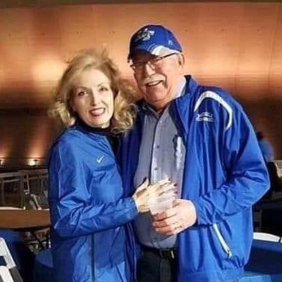 Meet your Posher, Pamela - Picture 1 of 1